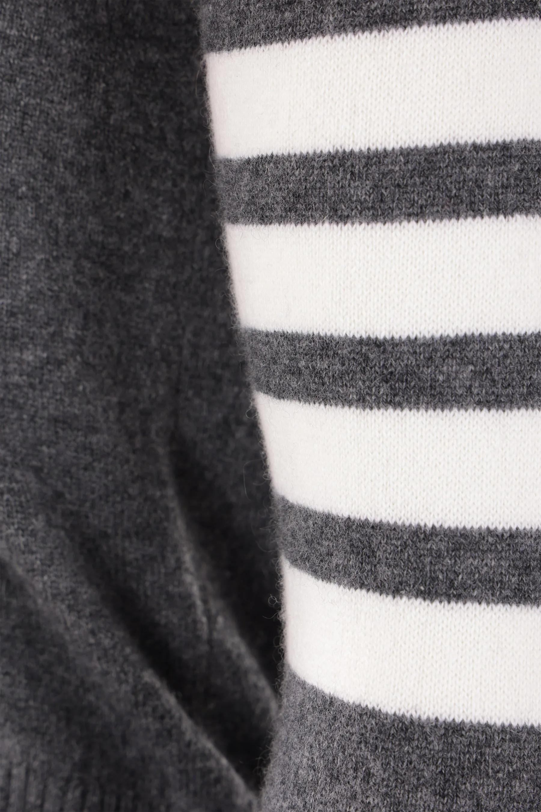 4-bar intarsia cashmere cardigan