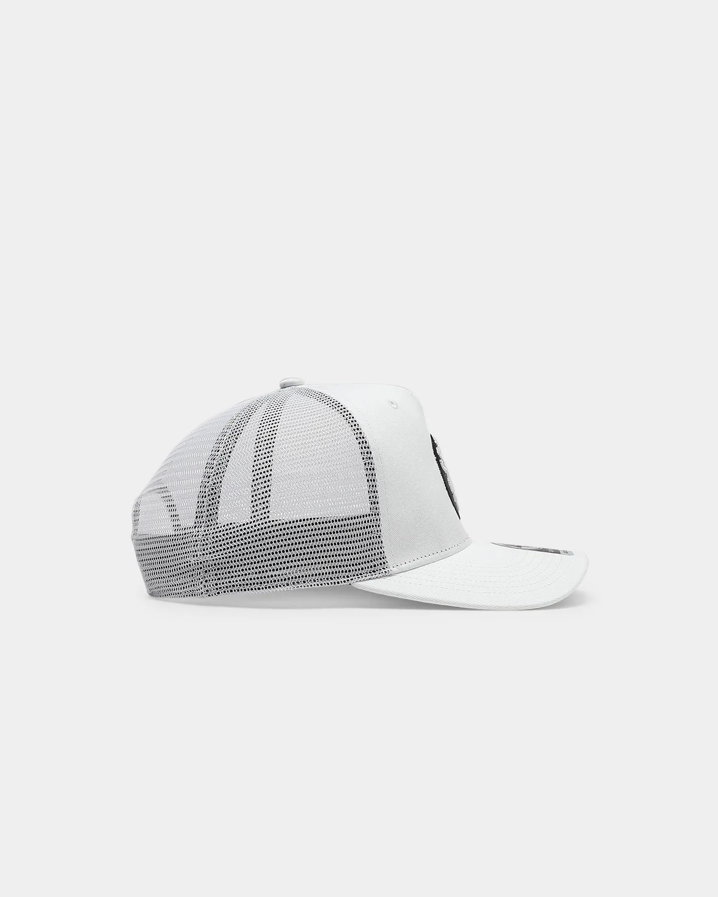47 Brand Boston Celtics Level Mesh MVP DV Snapback White