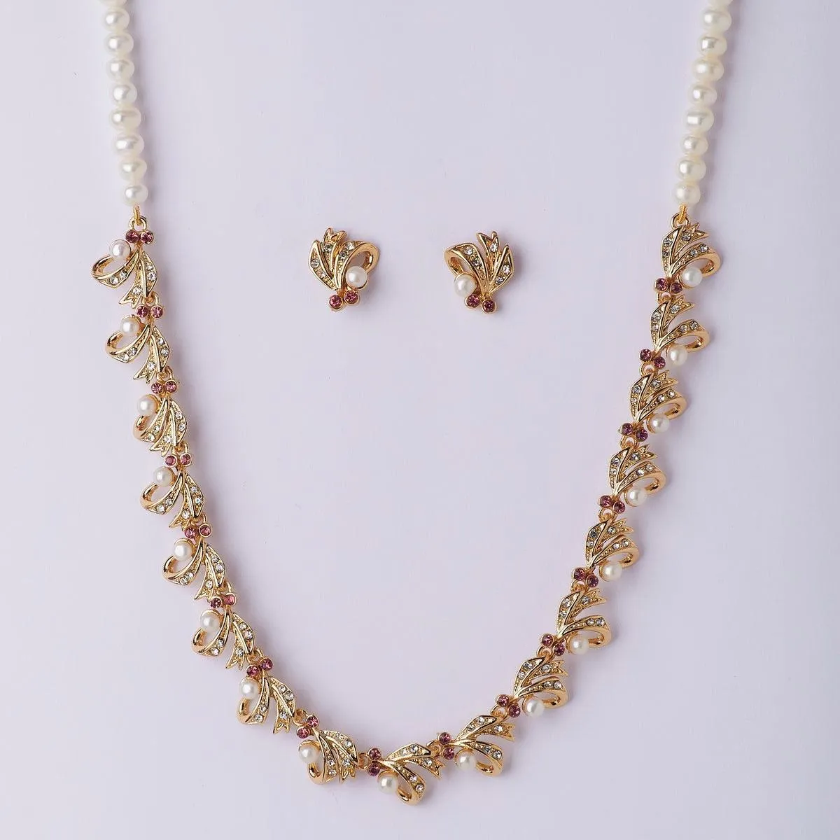 Beautiful Real Pearl Necklace Set
