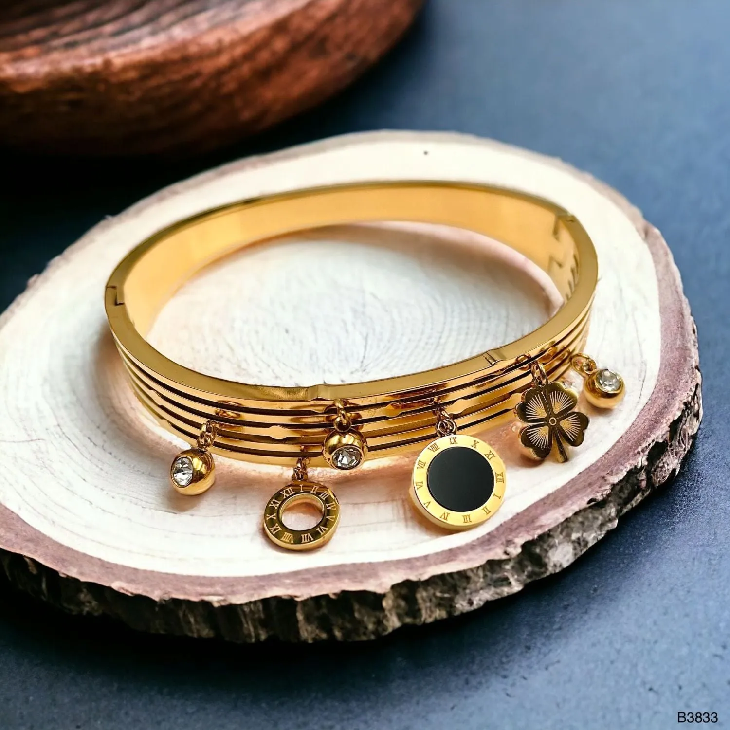 Black Roman Clover Layered 18K Gold Anti Tarnish Stainless Steel Openable Kada Bangle For Women