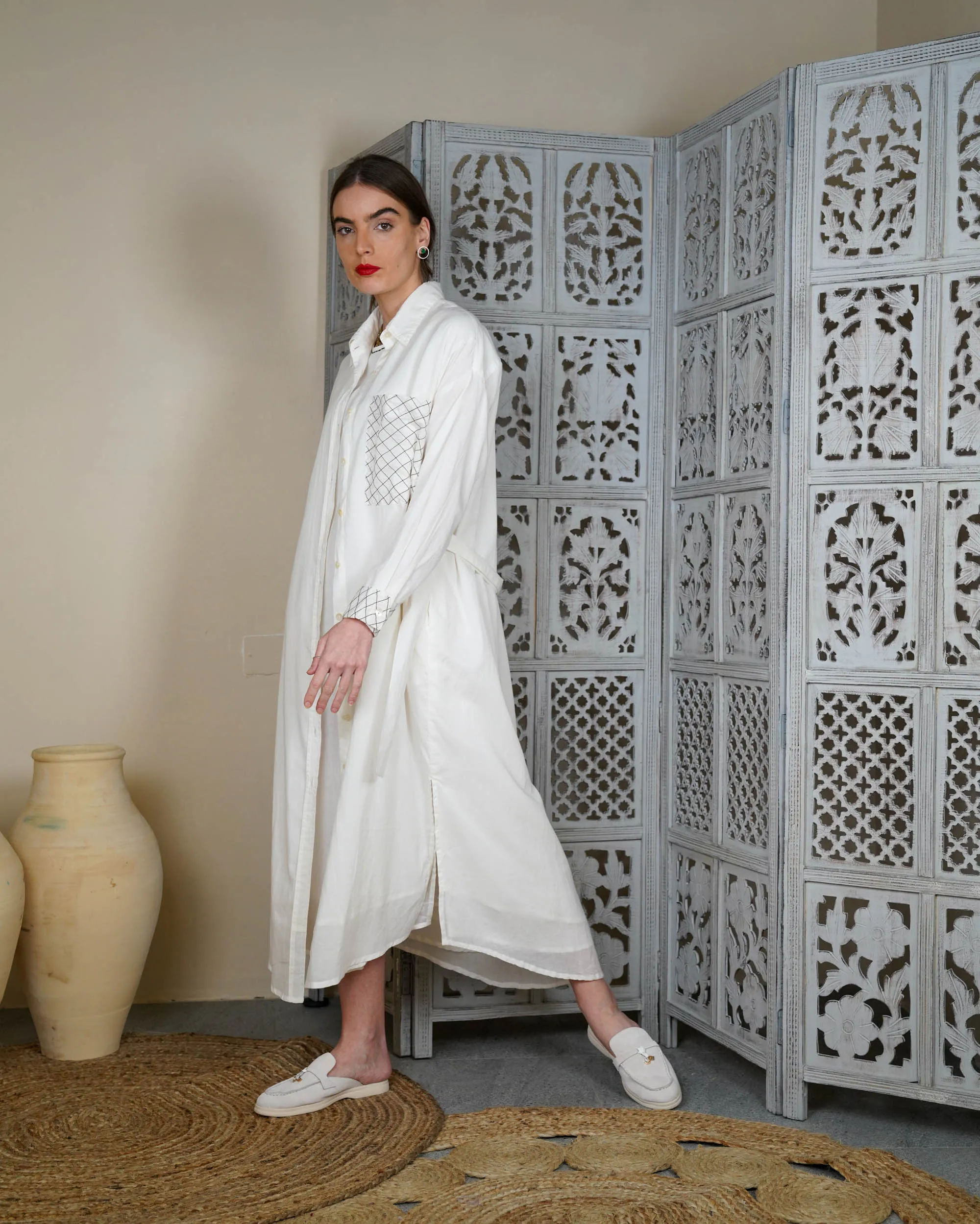 Collar Style with embroidered pocket and waist belted long sleeves with cuff embroidered cotton kaftan 2598 - قفطان