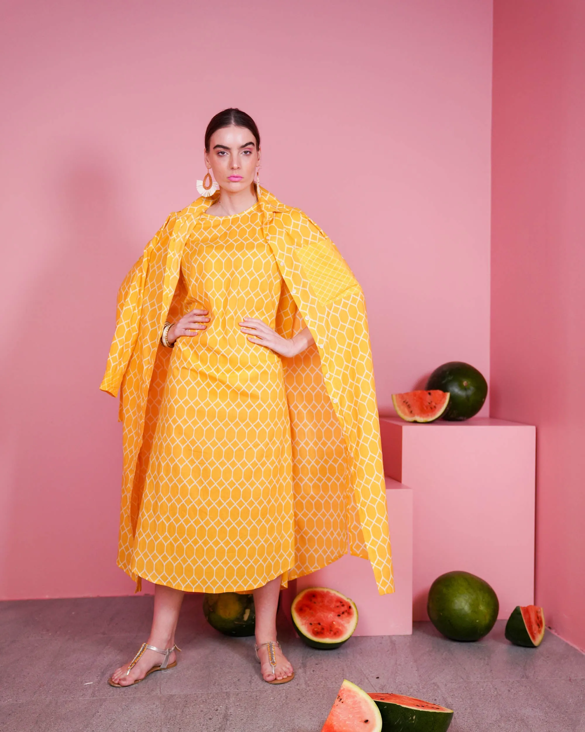 Collar Style with embroidered pocket and waist belted long sleeves with cuff embroidered cotton kaftan 2598 - قفطان