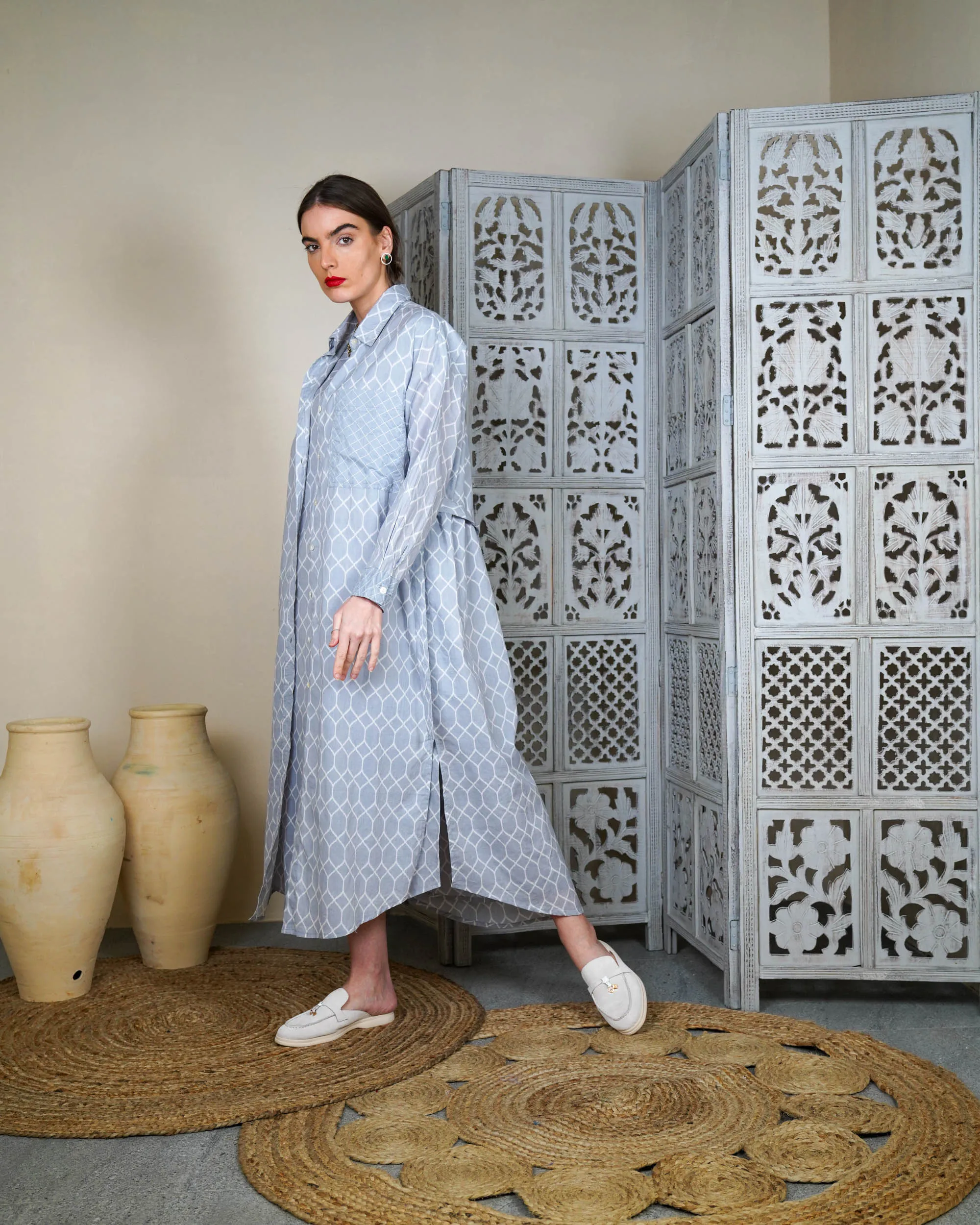 Collar Style with embroidered pocket and waist belted long sleeves with cuff embroidered cotton kaftan 2598 - قفطان