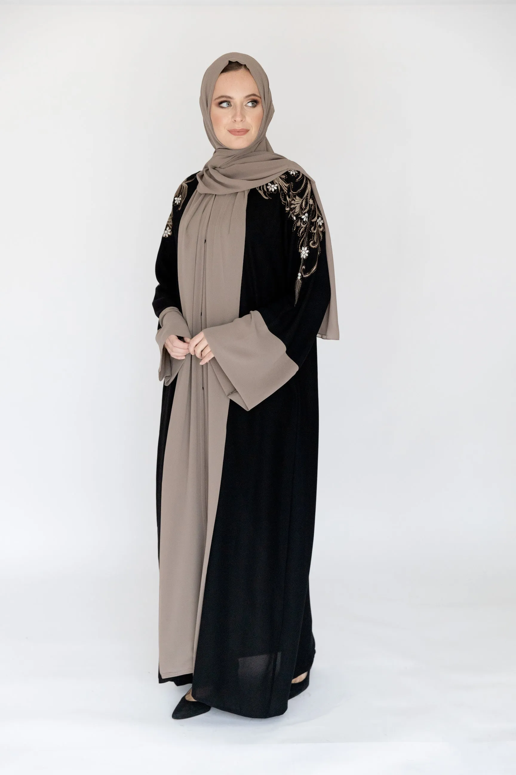 Doha Abaya