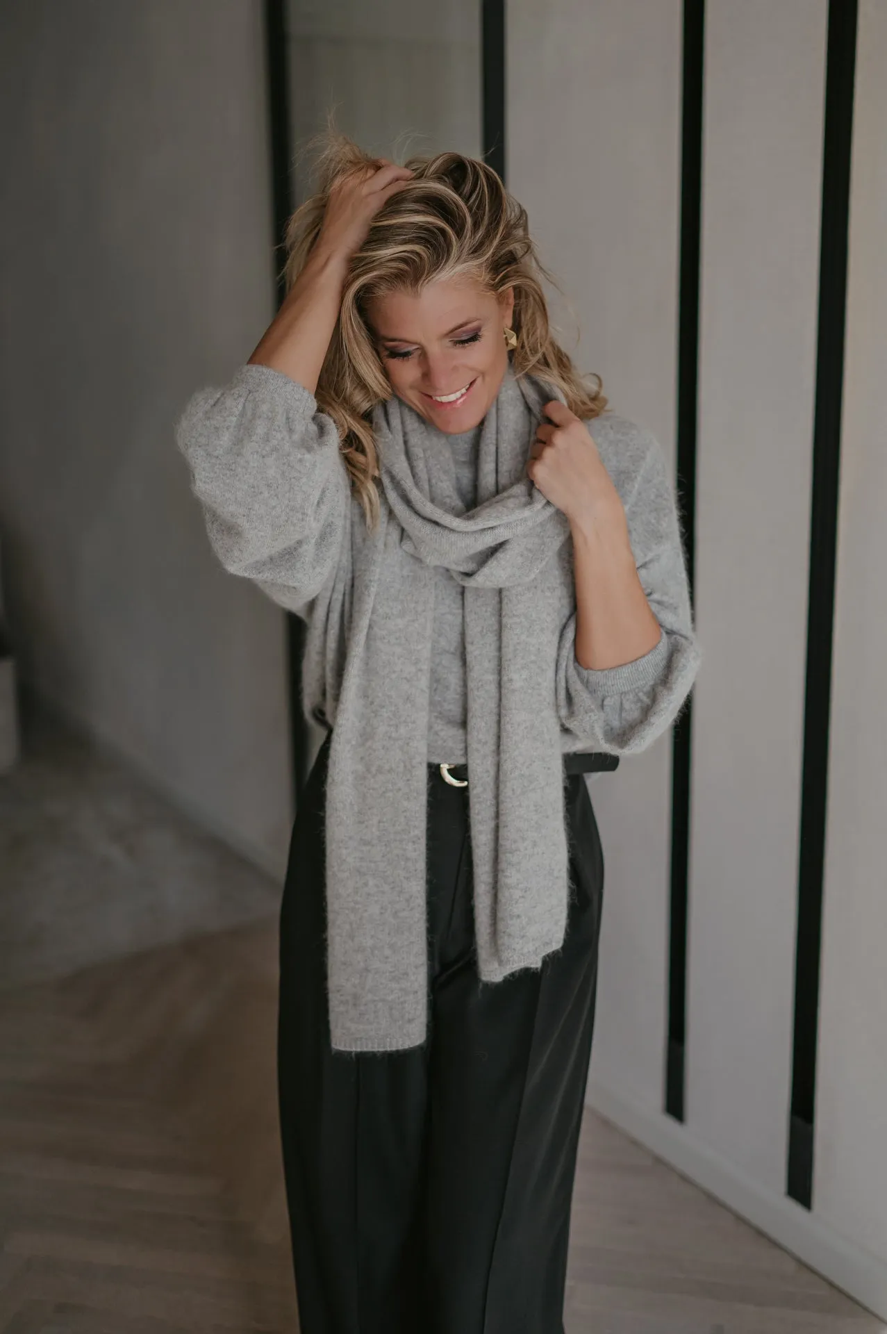 Dolente scarf I Grey