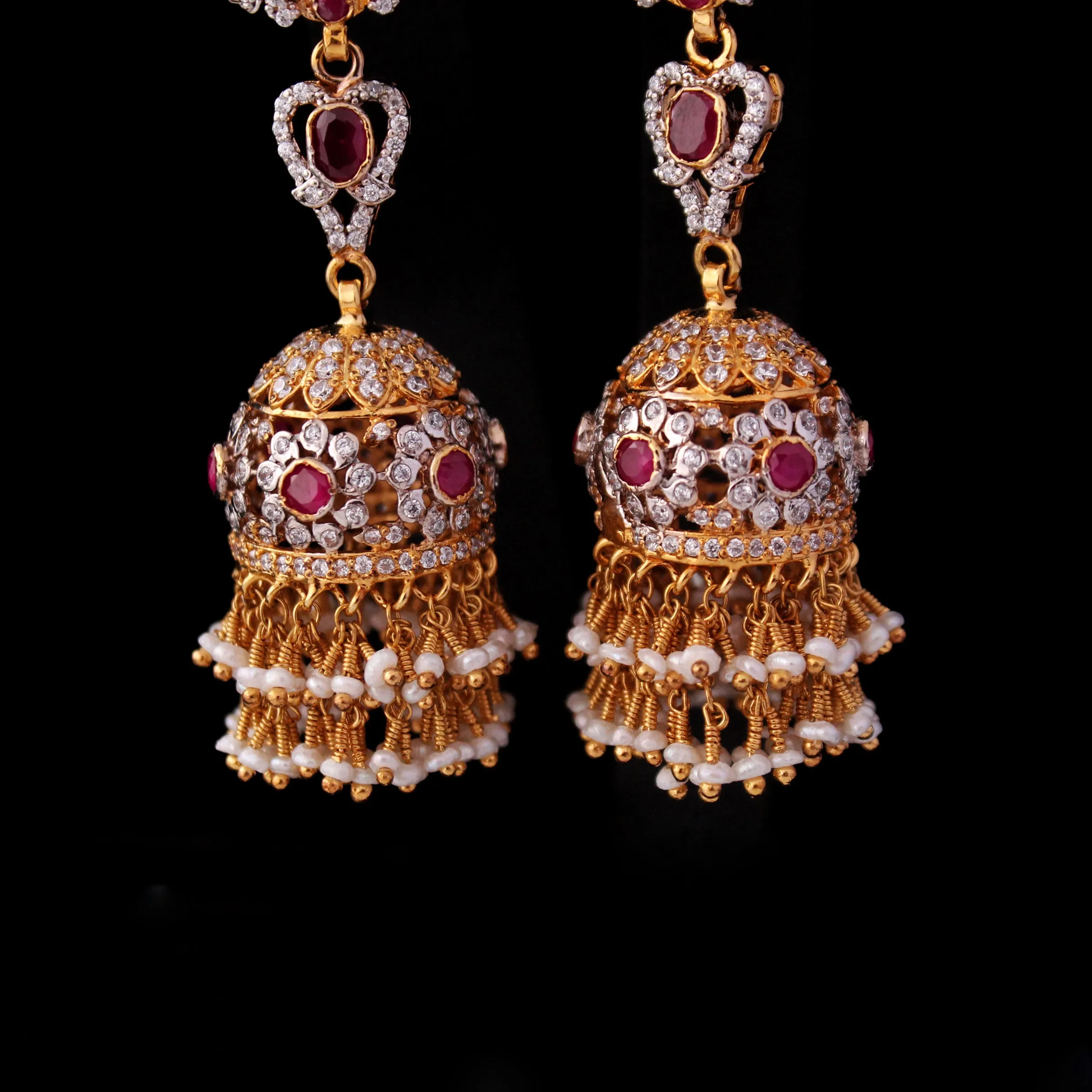 Earrings in Chetum