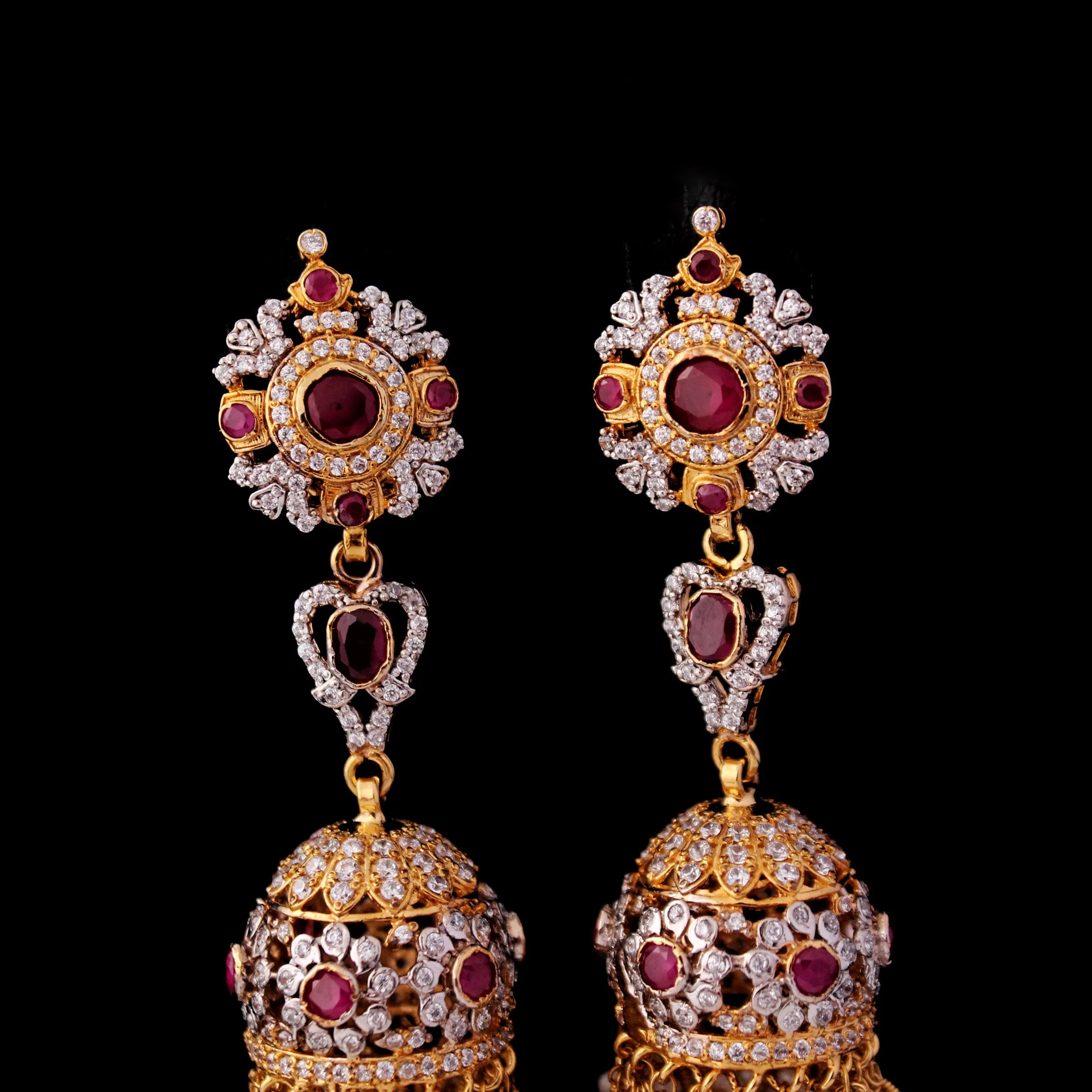 Earrings in Chetum