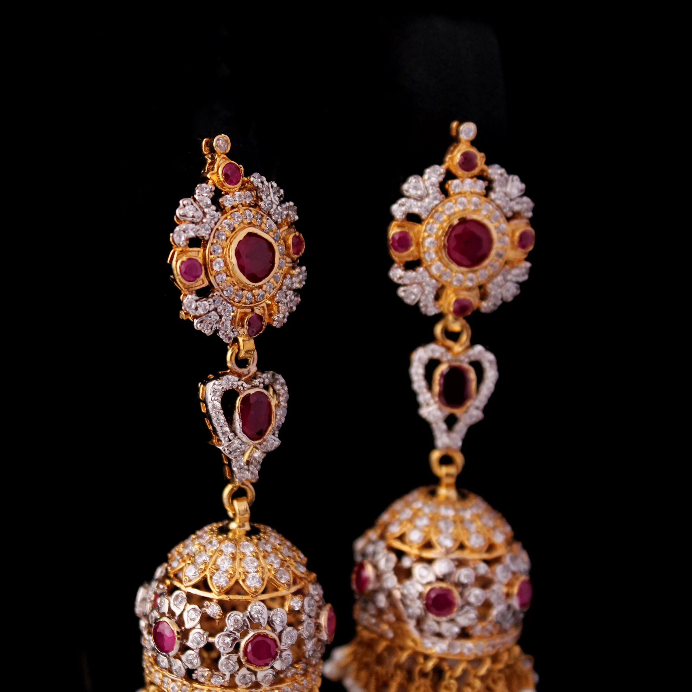 Earrings in Chetum