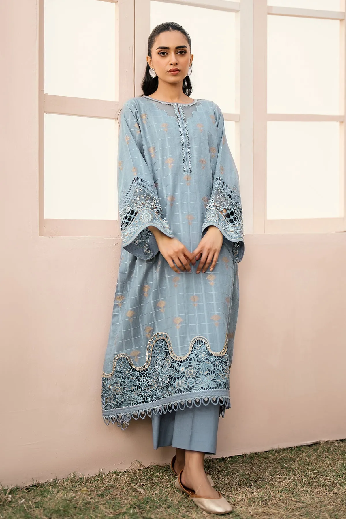 EMBROIDERED JACQUARD LAWN UF-606