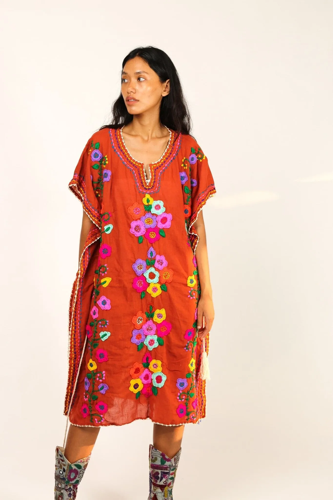 EMBROIDERED KAFTAN PHOEBE