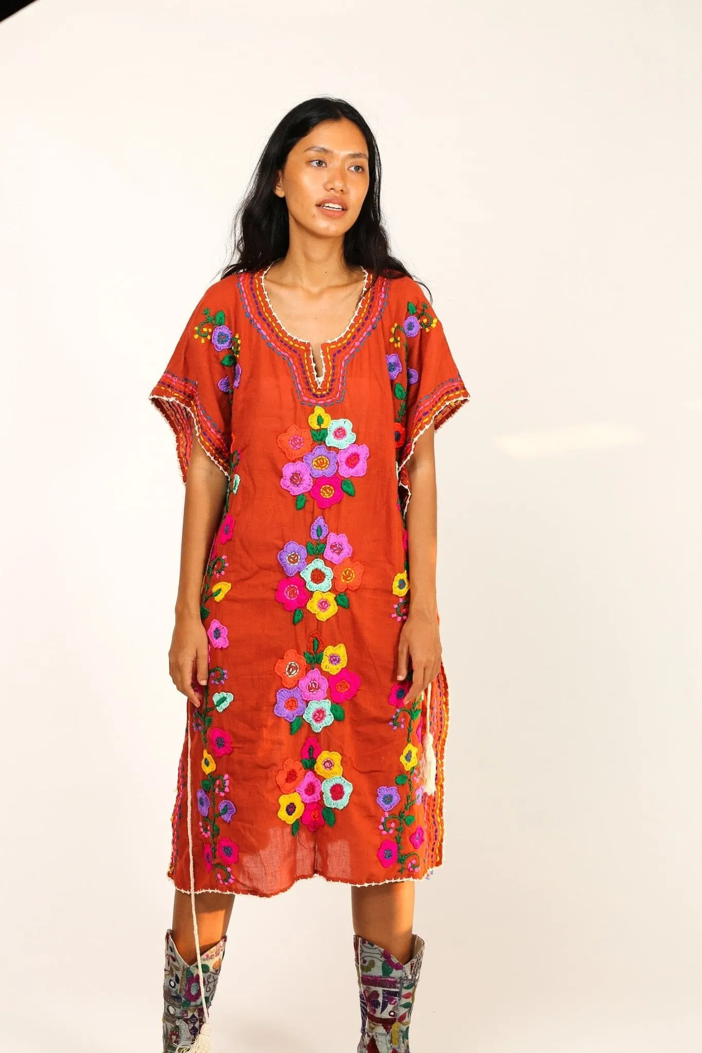 EMBROIDERED KAFTAN PHOEBE