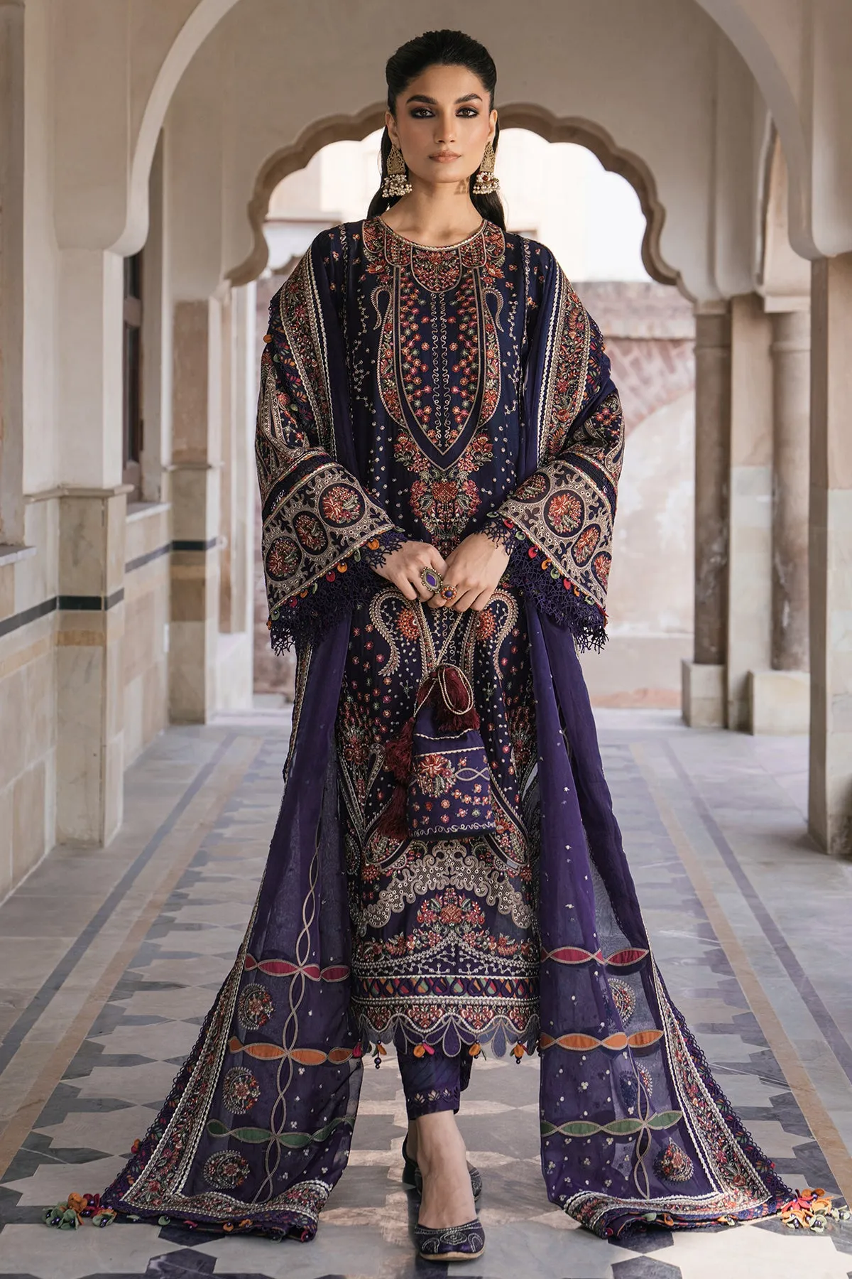 Embroidered Luxury Lawn SL24-D9