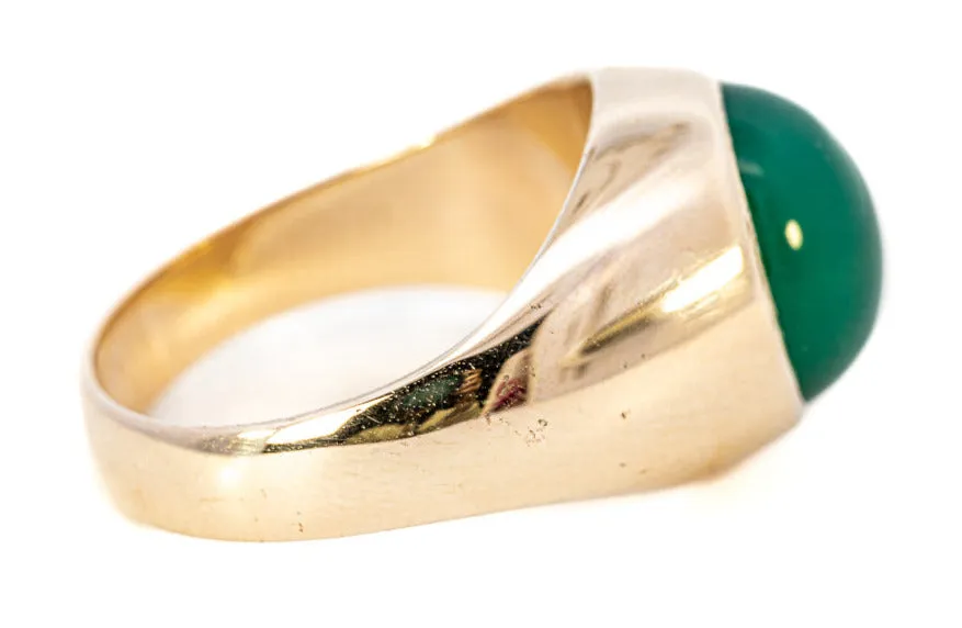 Exclusive 9ct Yellow Gold Agate Men's Ring: The Pinnacle of Elegance
