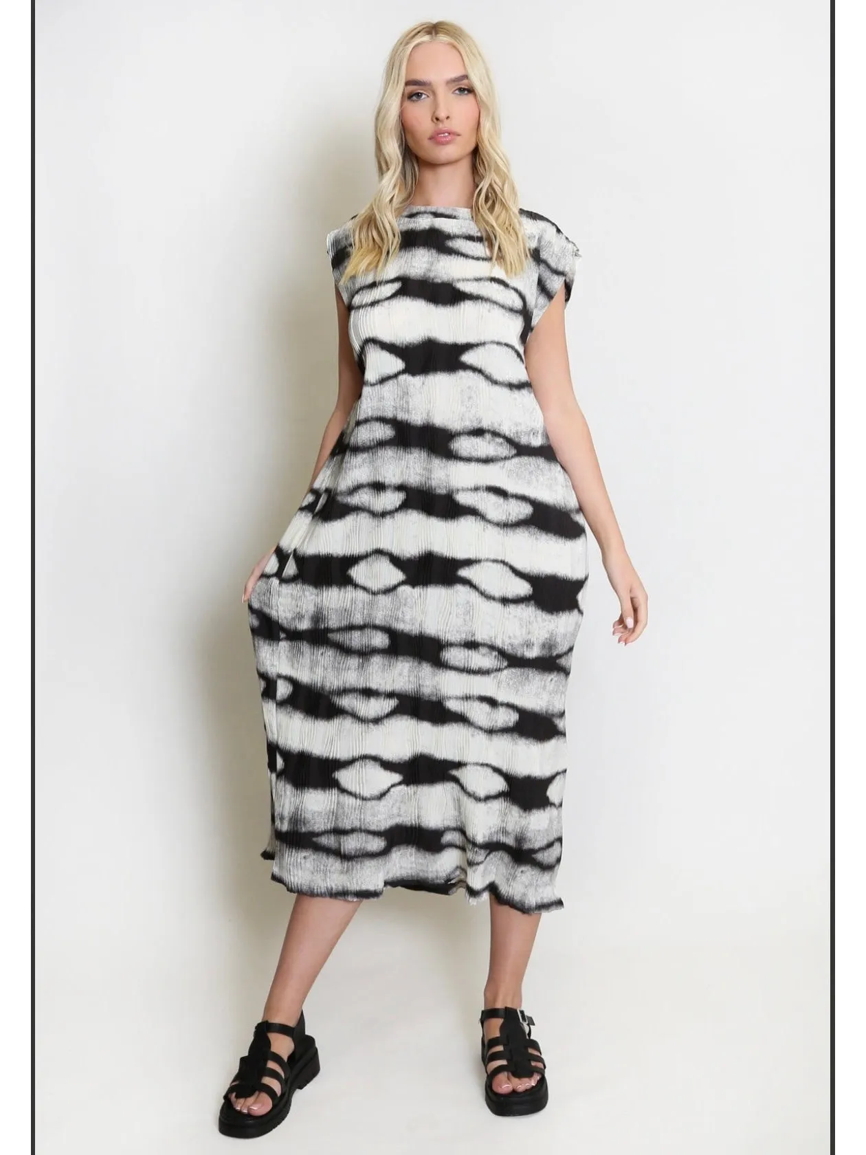 Lottie textured midi dress