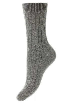 PANTHERELLA ~ Tabitha cashmere blend solid socks