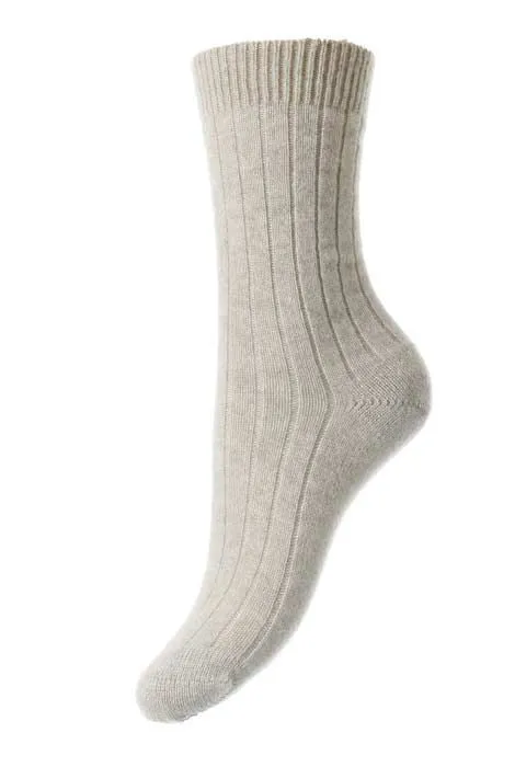 PANTHERELLA ~ Tabitha cashmere blend solid socks