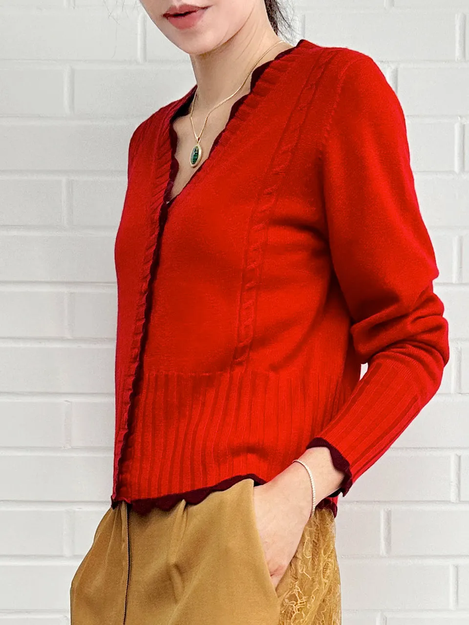 Red Contrast Scallop Trim Cashmere & Wool Cropped Cardigan