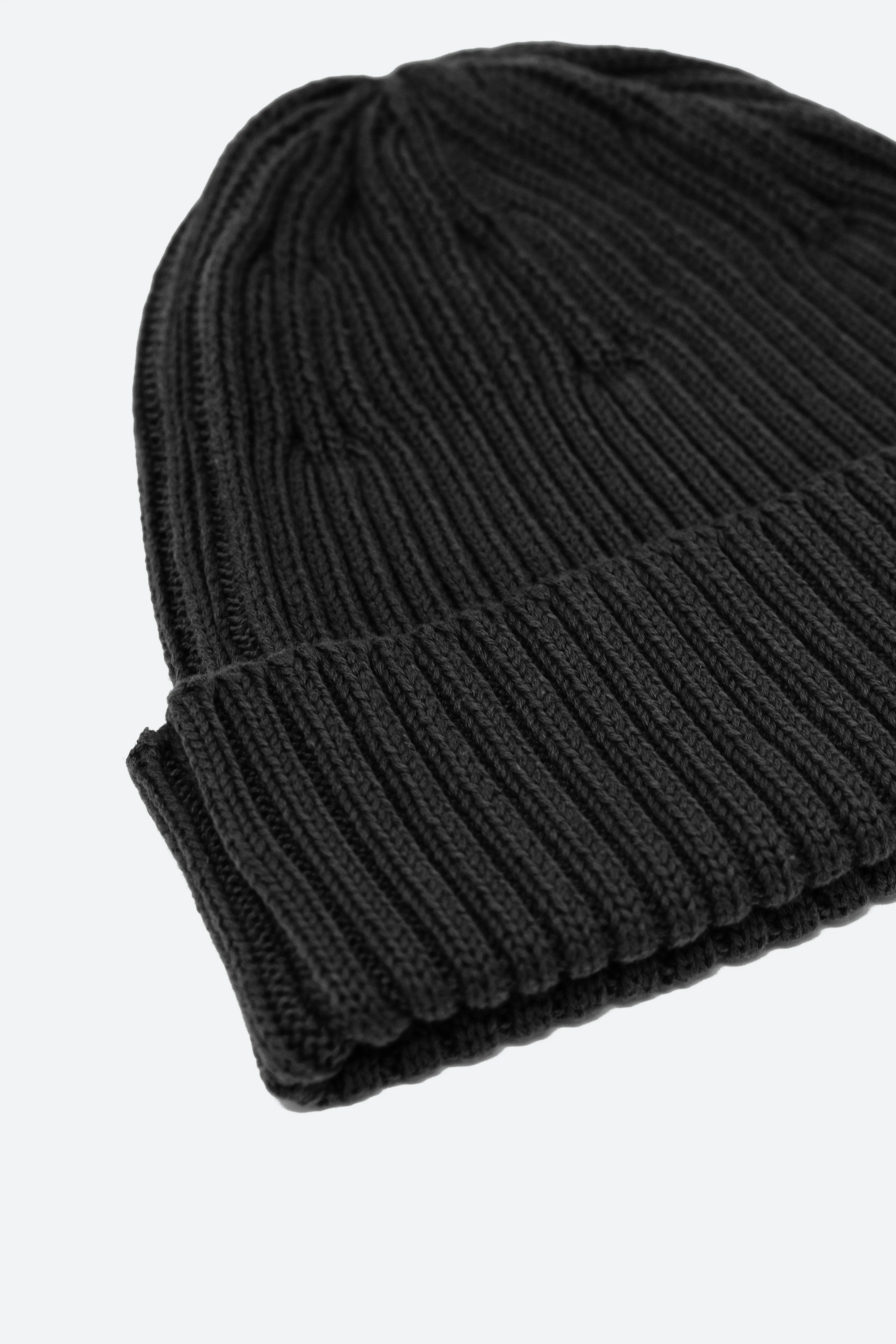 Ribbed Beanie - Black
