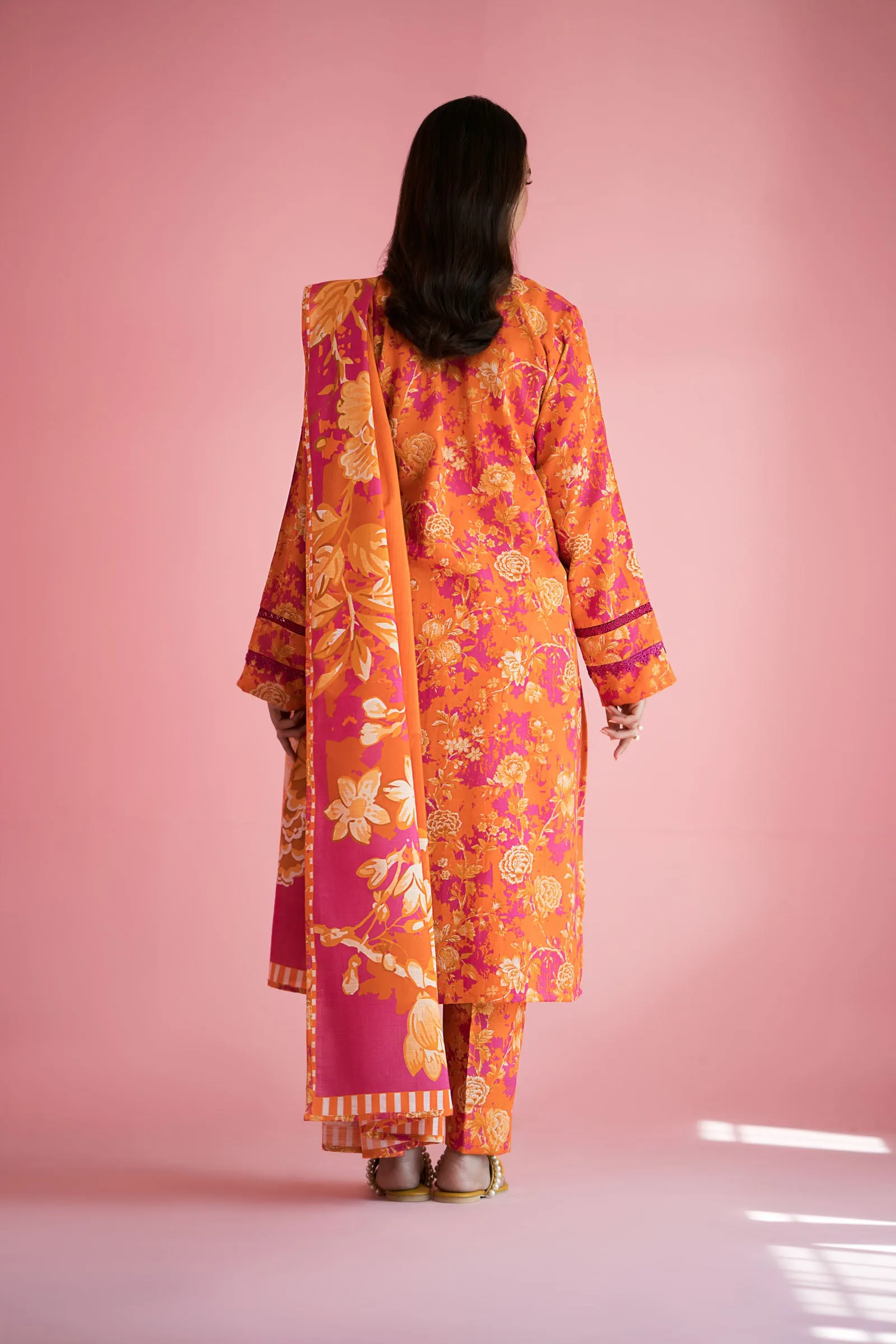 Shamray Khaddar Slub Print