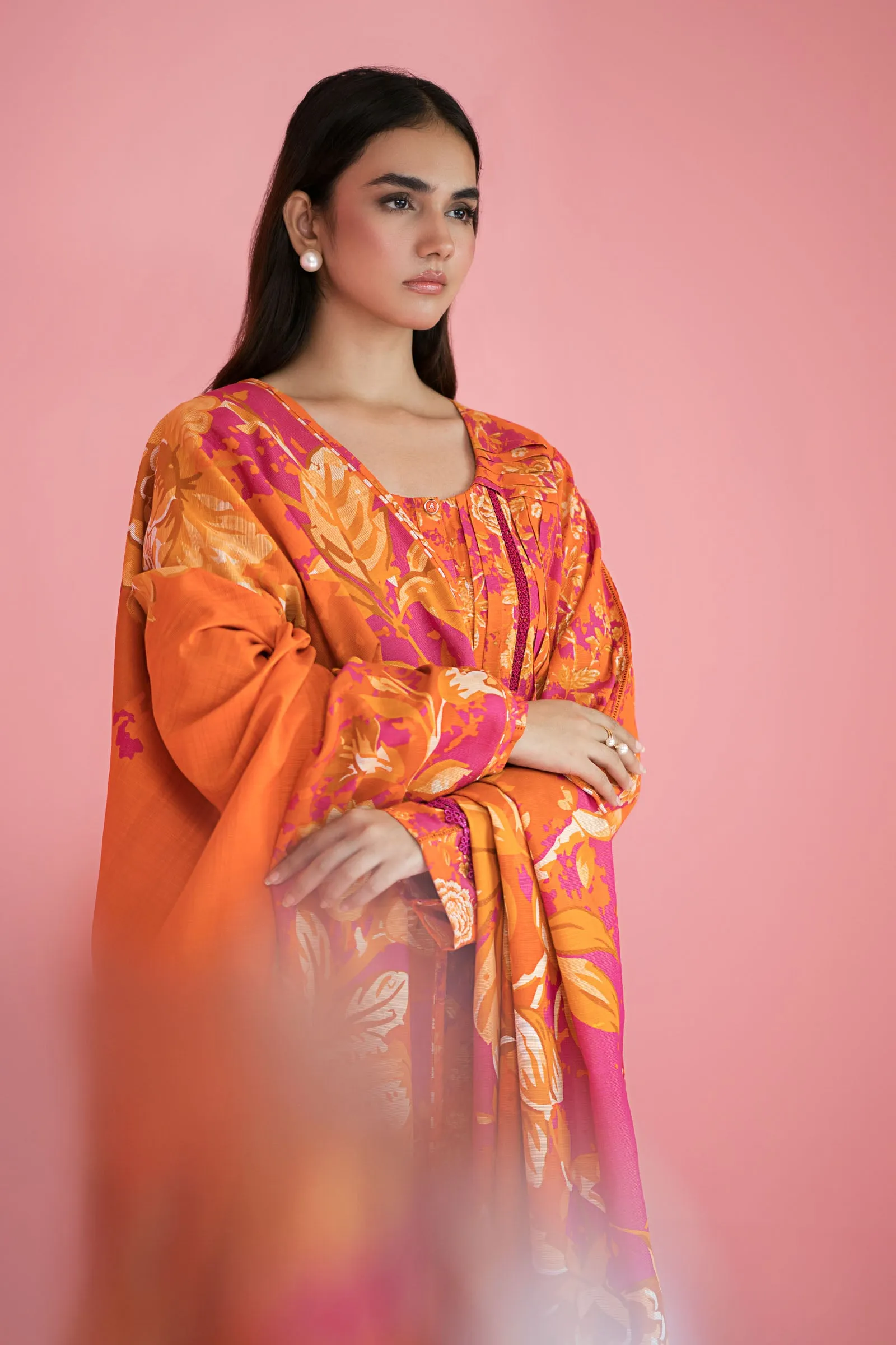 Shamray Khaddar Slub Print