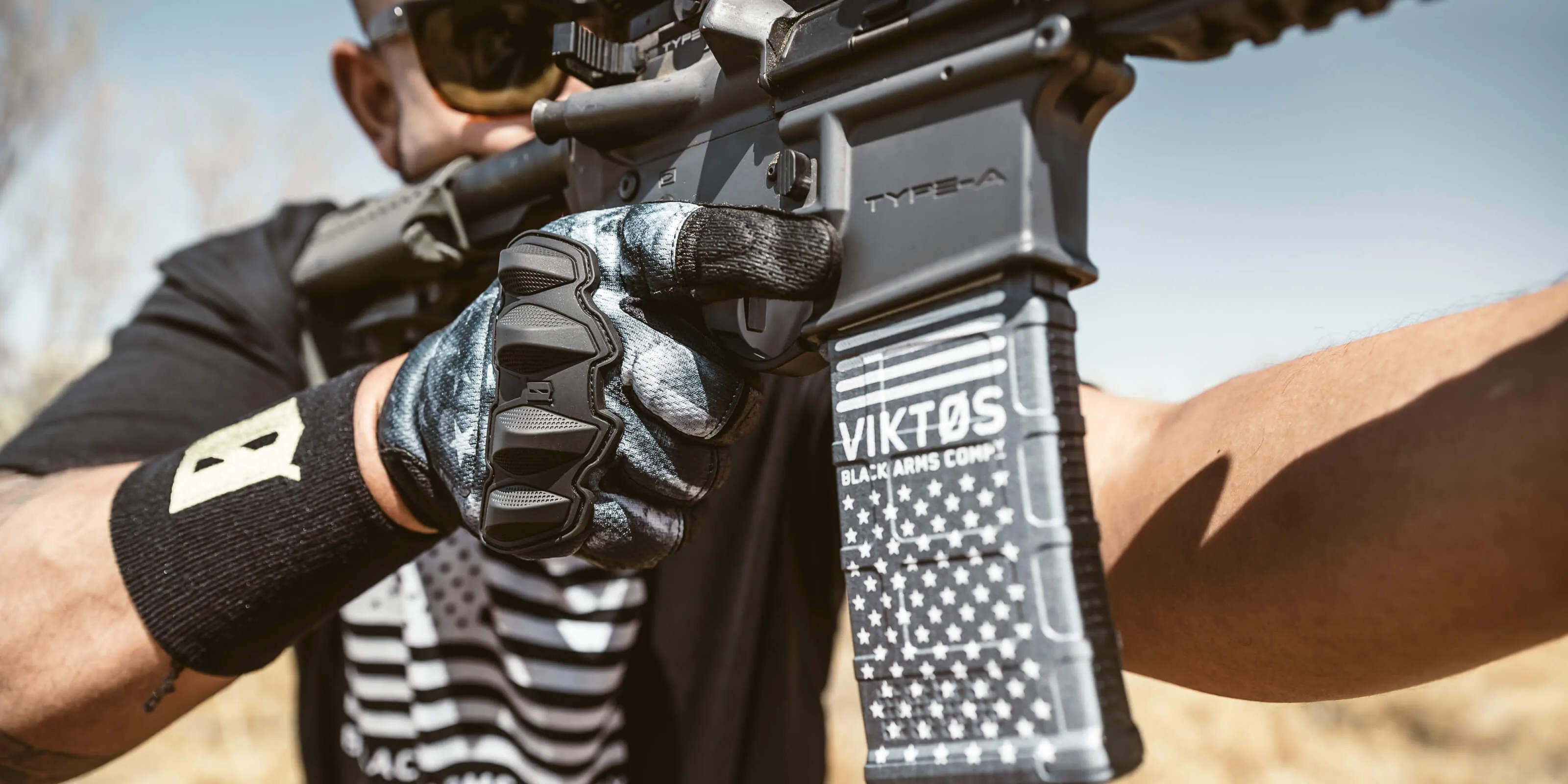 Wartorn Vented Glove