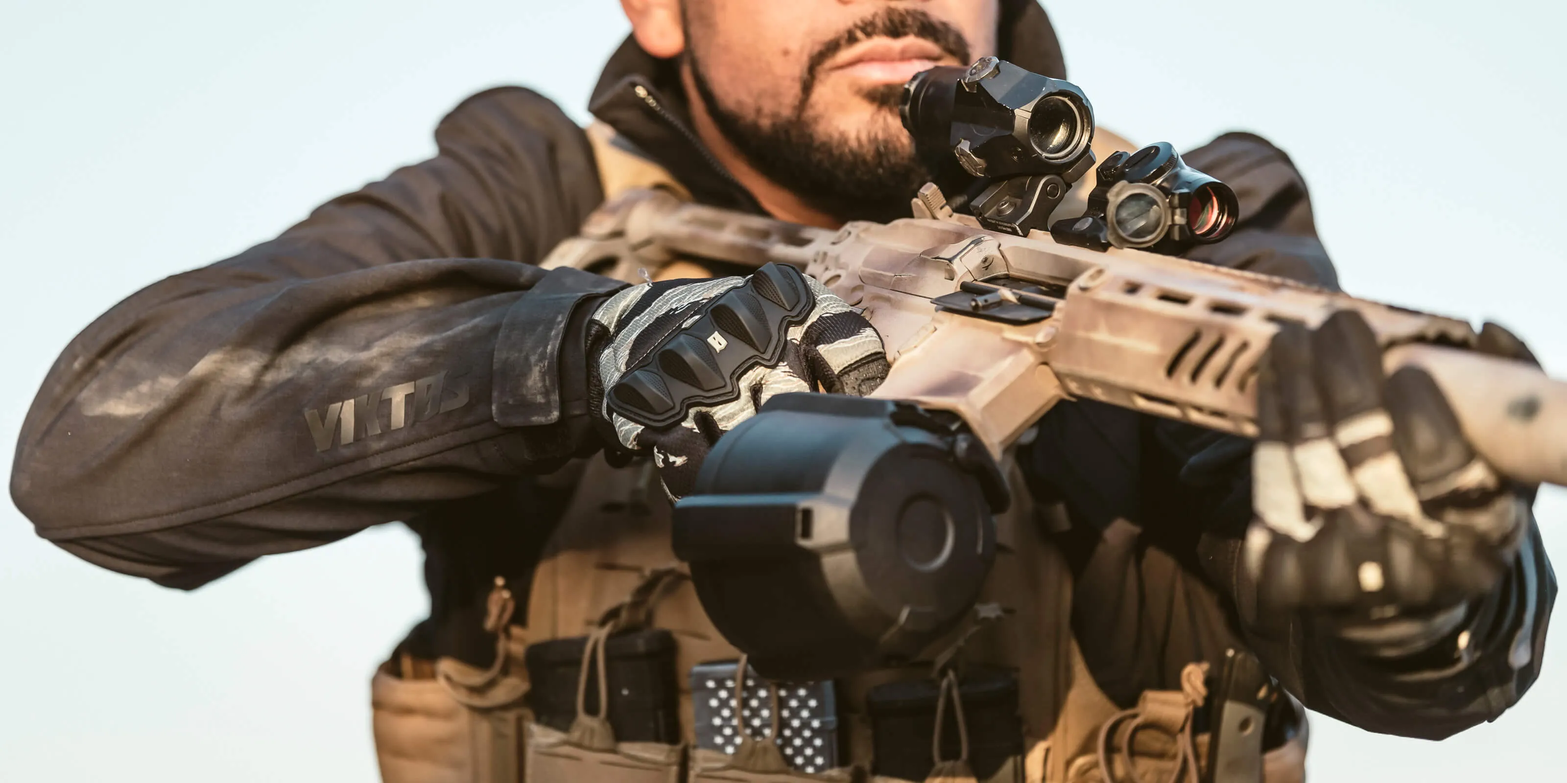 Wartorn Vented Glove
