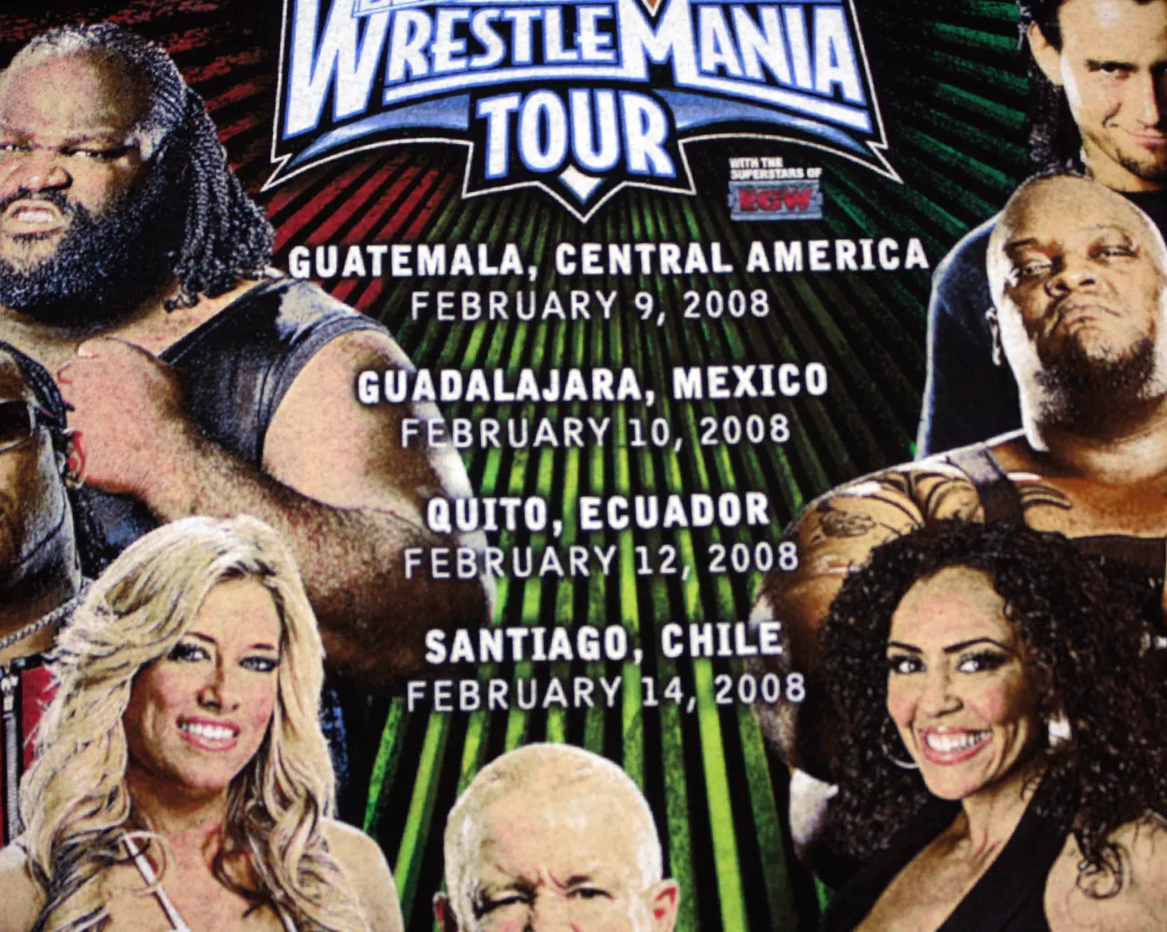 WWE ROAD TO WRESTLEMANIA TOUR T-SHIRT MEDIUM